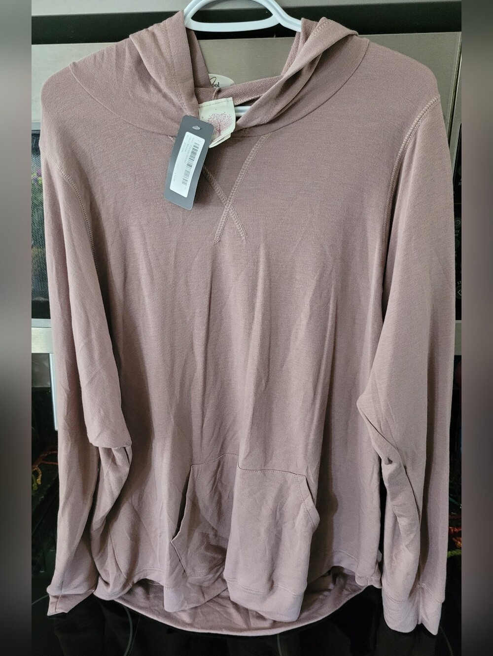 Light Mauve Hooded Pullover Sweatshirt - Cozy Everyday Hoodie